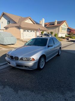 2001 BMW 525i