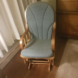 Glinder Chair