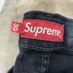 Supreme Jeans