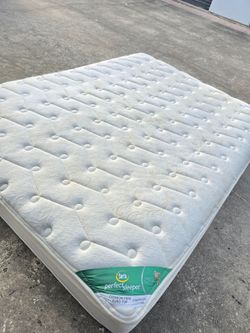 Queen Sizes Mattress