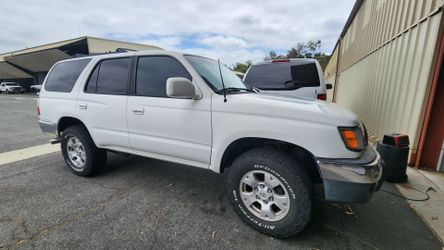 2001 Toyota 4runner SR5