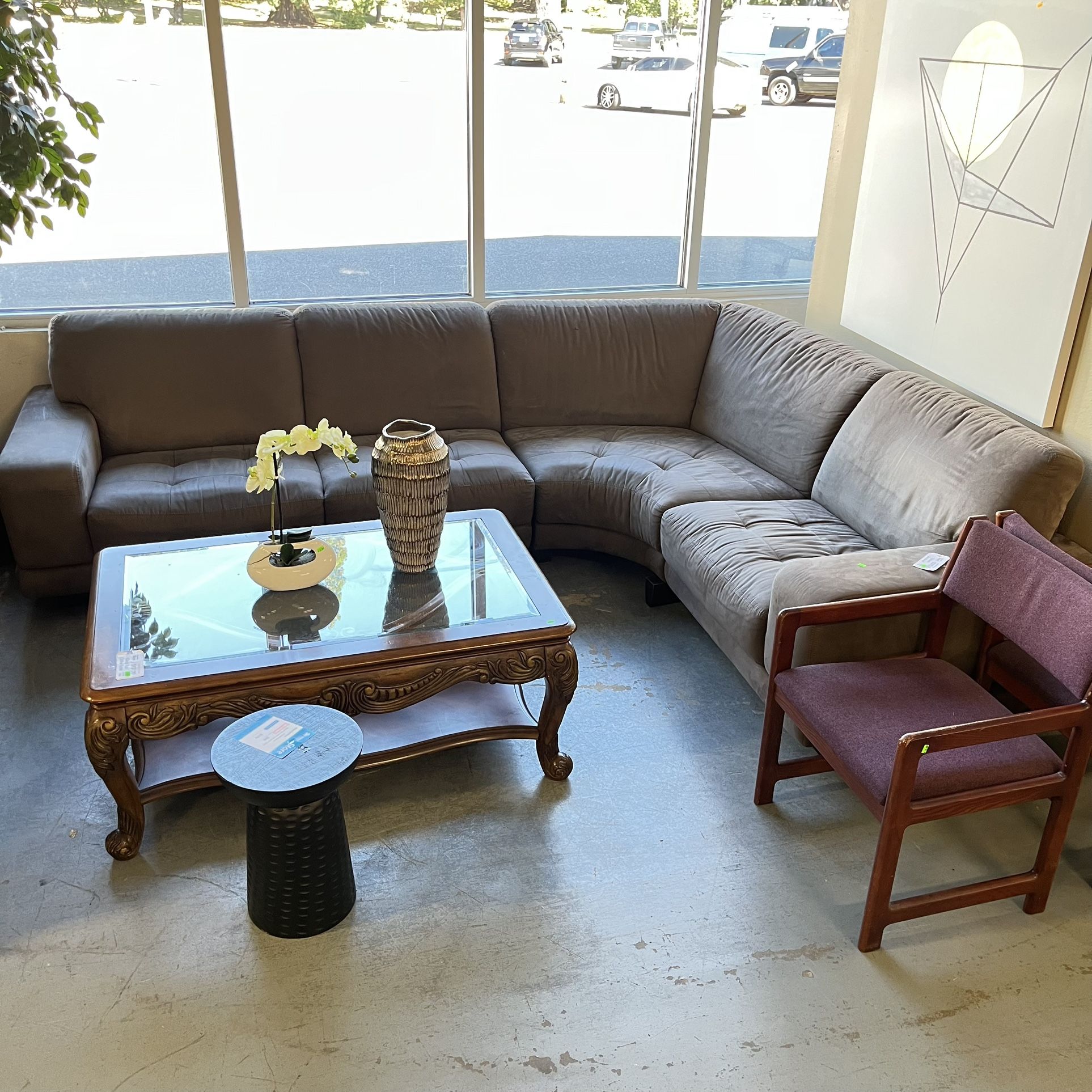 Brown Curved Sectional Couch (in Store)