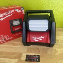 M18 GEN-2 18-Volt Lithium-Ion Cordless 4000 Lumens ROVER LED AC/DC Flood Light (Tool-Only)