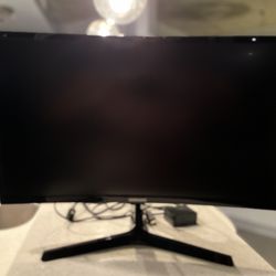 24 Inch Samsung Curved Monitor With Cables 