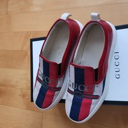 GUCCI  Logo Skate Shoes 