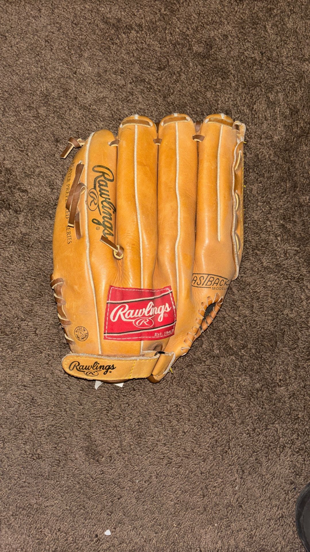 Rawlings Left-Handed Baseball Glove