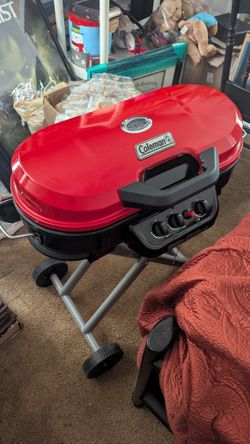 Like New Coleman Propane Grill