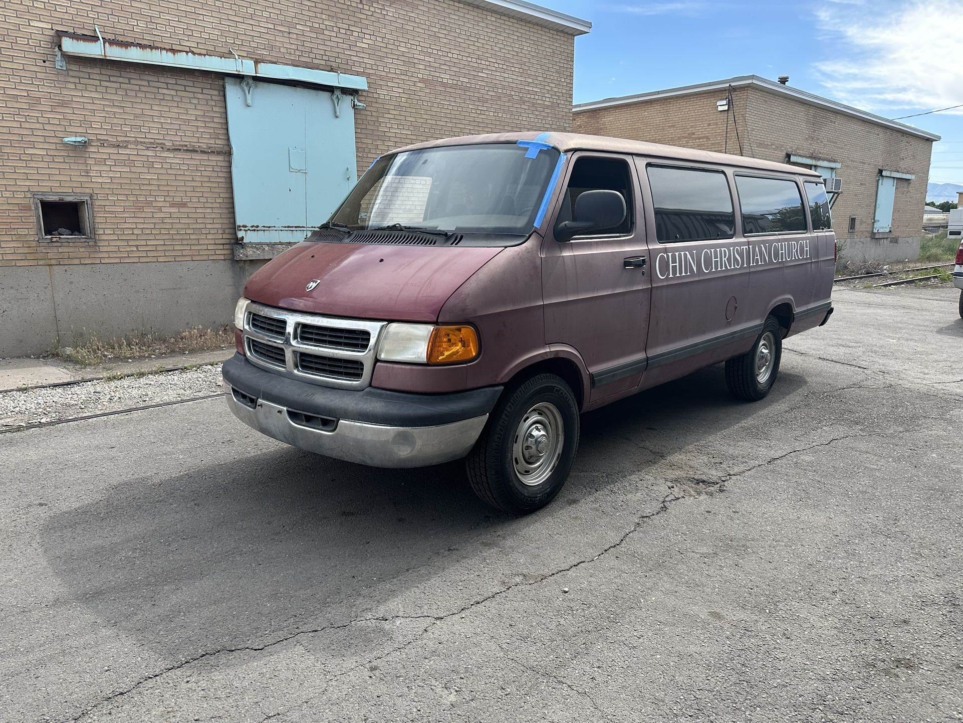 2001 Dodge Ram Wagon