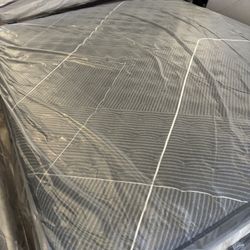 California King Size Bed Mattress Beautyrest Black B Class Extra Firm Stearns & Foster Estate Serta Sealy Hybrid Purple TempurPedic Casper Snow Max