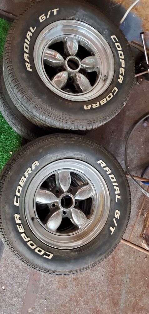 15" MAG WHEEL. 5 x 4.5" & 4.75" And Tire Set