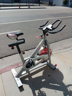 Sunny Health & Fitness Pro II indoor cycling exercise bike  SF-1995