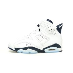 Brand new sports shoes