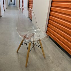 Chair - Acrylic 