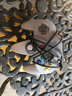 Nintendo64 controller with tremor pack