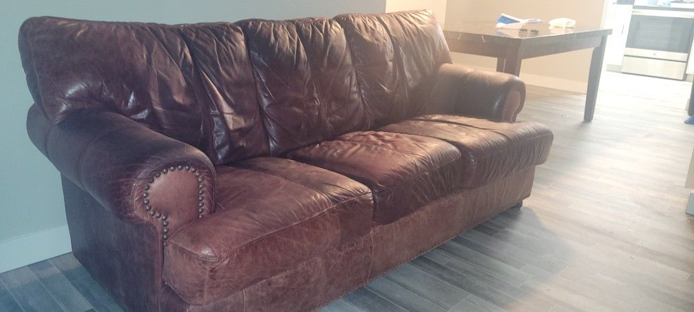 Free Delivery! Classy Red Leather Sofa Couch