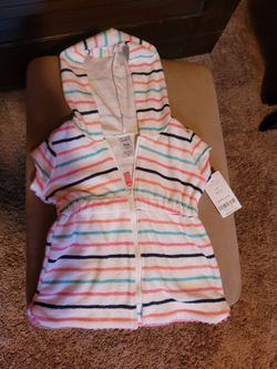 9 Month Carters Outfit -New Still Has Tag