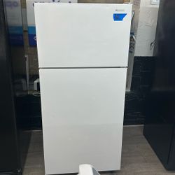 Americana Top And Bottom Refrigerator (WHITE, USED)