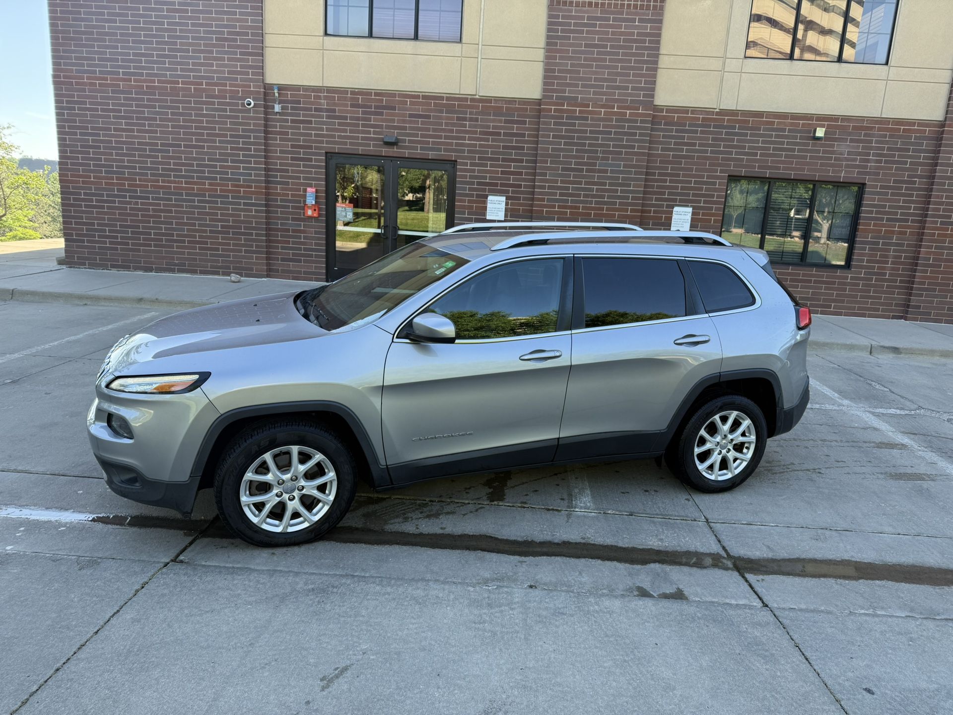 2017 Jeep Cherokee