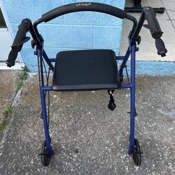 Drive 4 Wheel Rollator With Seat
