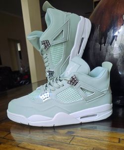 Air Jordan 4
