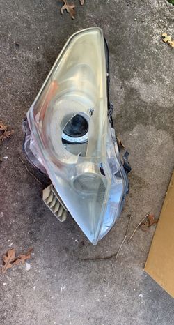 Rigth Side Headlight Infinity G37 