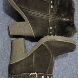 Black Faux Fur Ankle Length Boots For Women