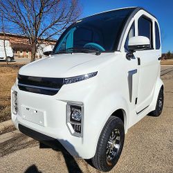 NEW 2 Door 3 Seater Coco Joker 60v Electric Golf Cart - White