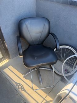 Barber chair black