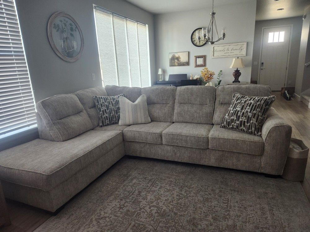 LAF Chaise Sectional - Super Comfy And Plush. Excellent Condition