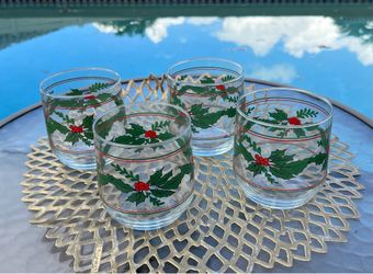 4 Vintage Christmas glasses with holly and berry design