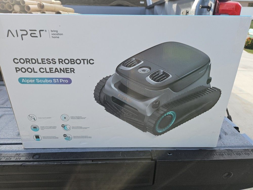 Cordless Pool Cleaner