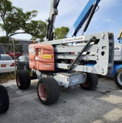 BOOM LIFT 46’ Articulated 