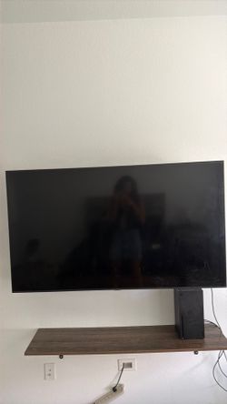 50” Samsung TV