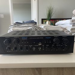 Amplifier 500 W 4 Channels 