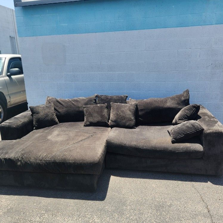 Custom-Made L-Sectional Couch – Lightly Used