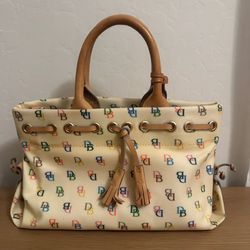 Dooney & Bourke Purse
