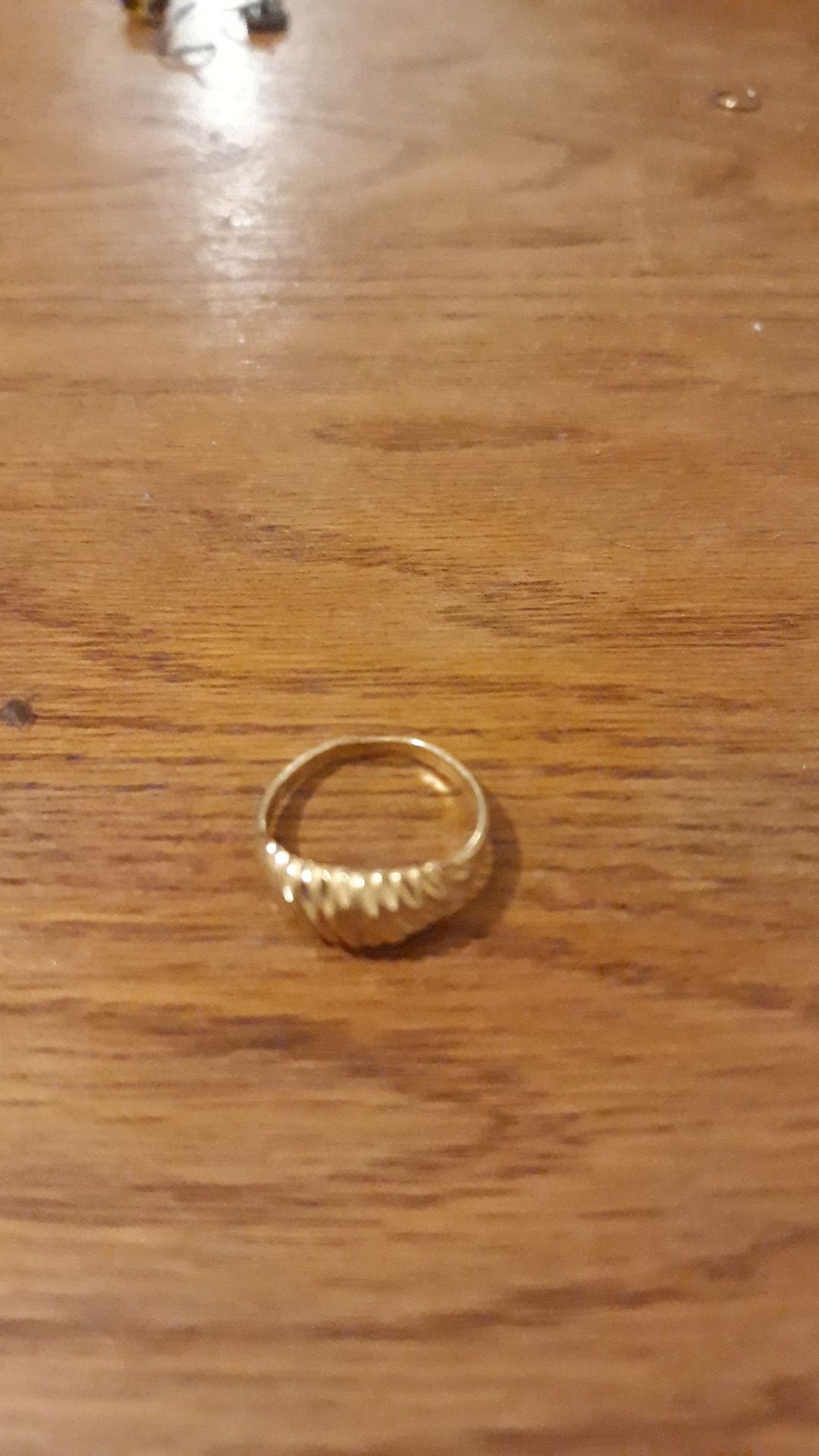 Small gold ring.