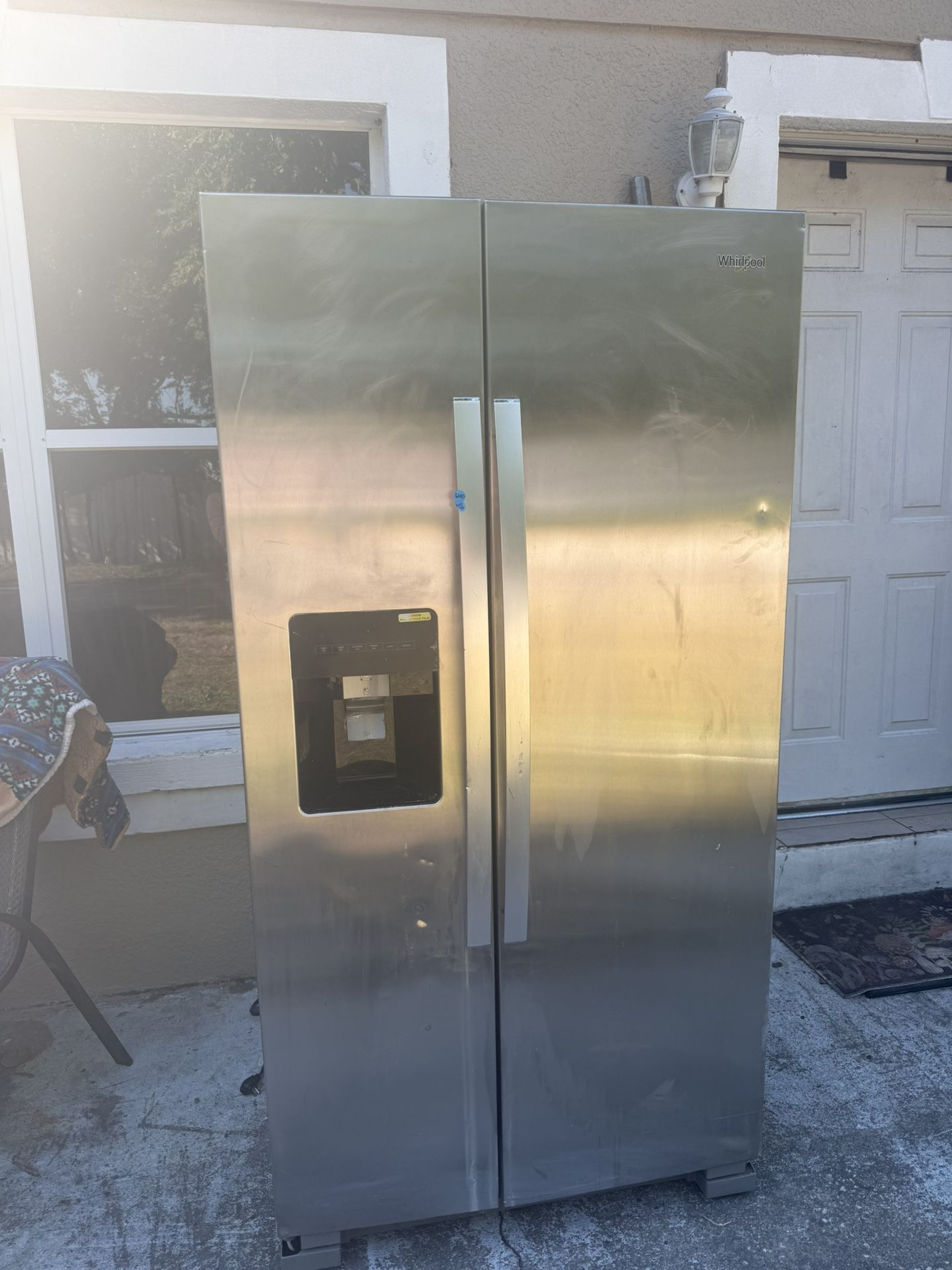 Brand new Scratch and Dent Fridge