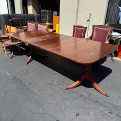 Antique English Regency Mahogany Double Pedestal Triple Leaves Extendable Dining Table