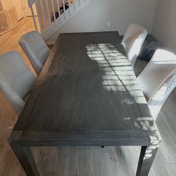 Dinning Room Table 