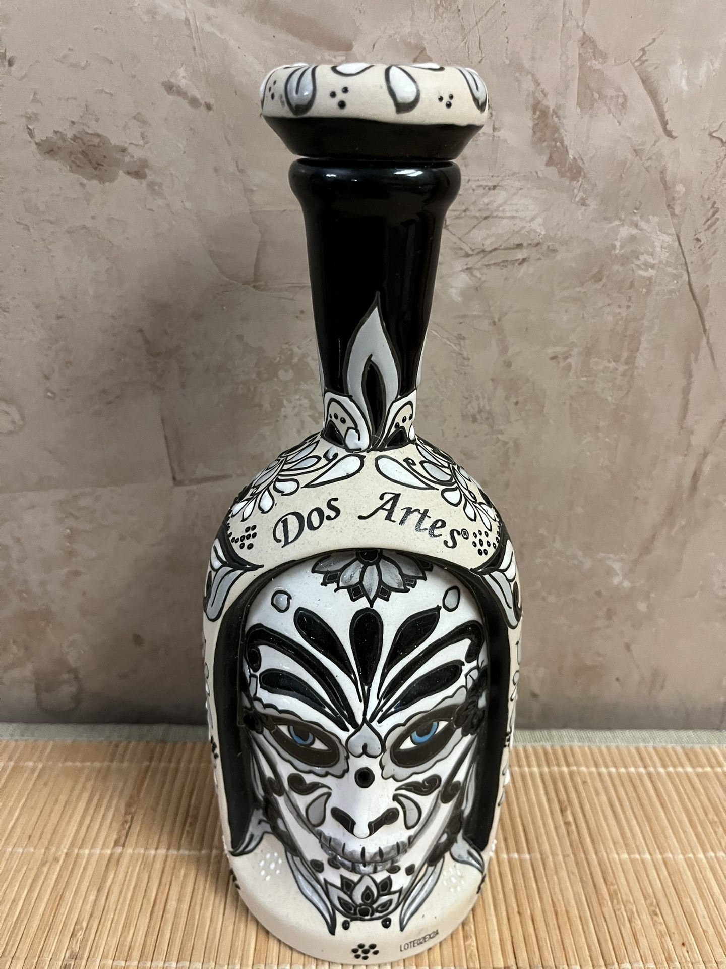 EMPTY DOS ARTES BOTTLE LIMITED EDICIÓN
