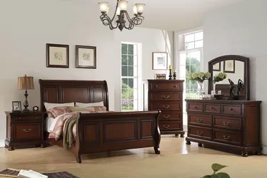 Brand New Cherry 4pc Queen Bedroom Set (Available in California & Eastern King Size)