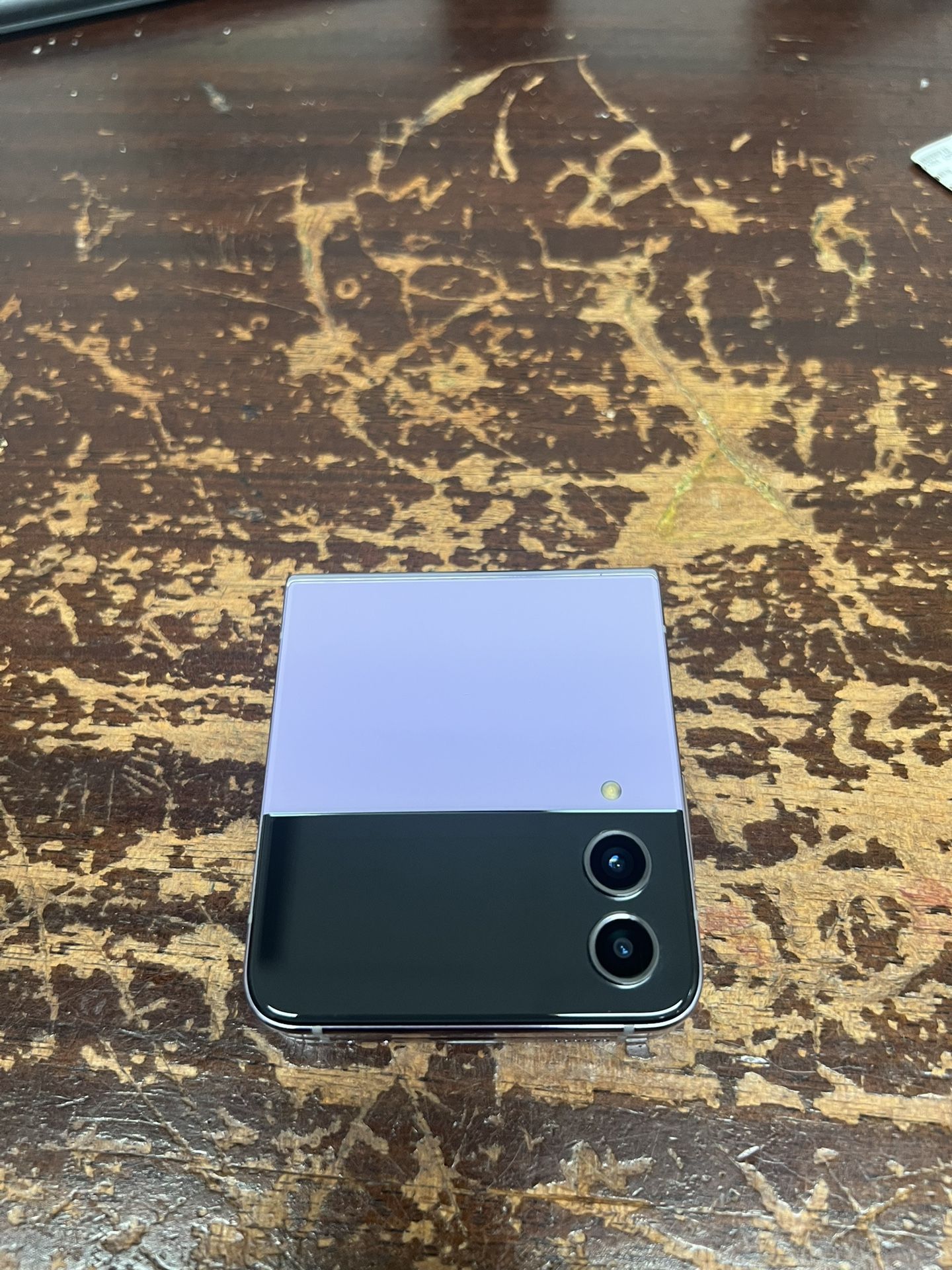 Samsun Galaxy Zflip 4