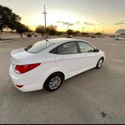 2017 Hyundai Accent