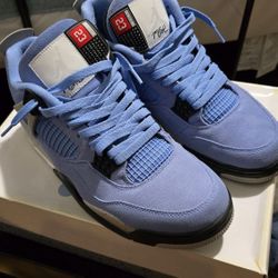 AIR JORDAN 4 UNC 