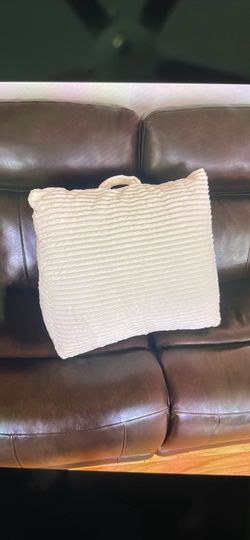 Backrest pillow bulky