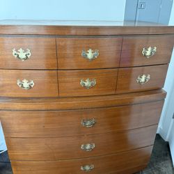 Beautiful Solid Oak Dresser