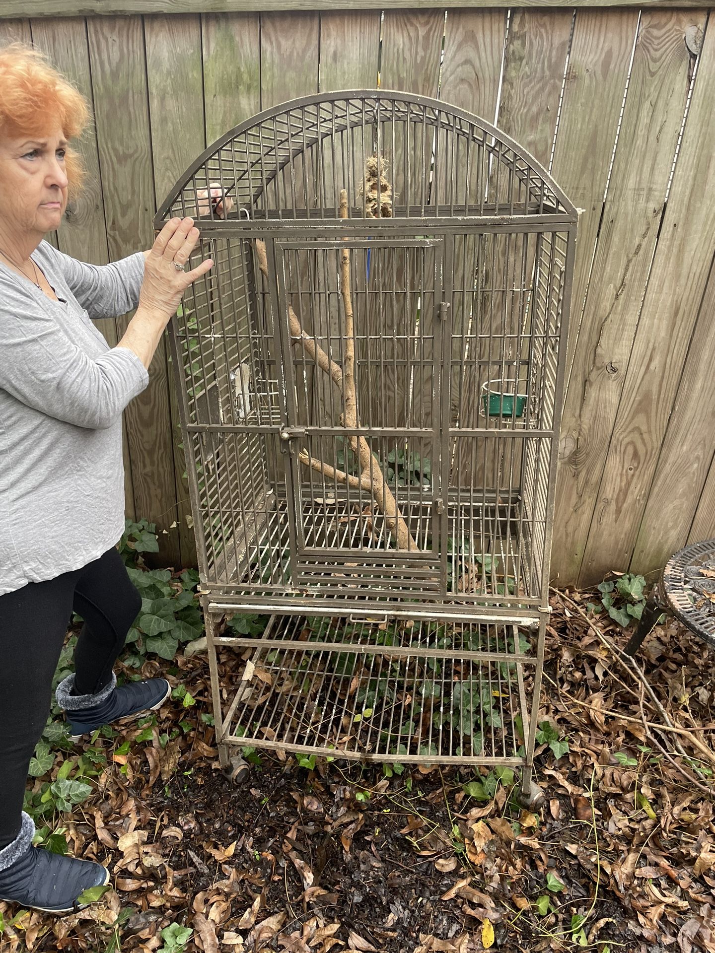 Bird cage, extra large, heavy duty metal