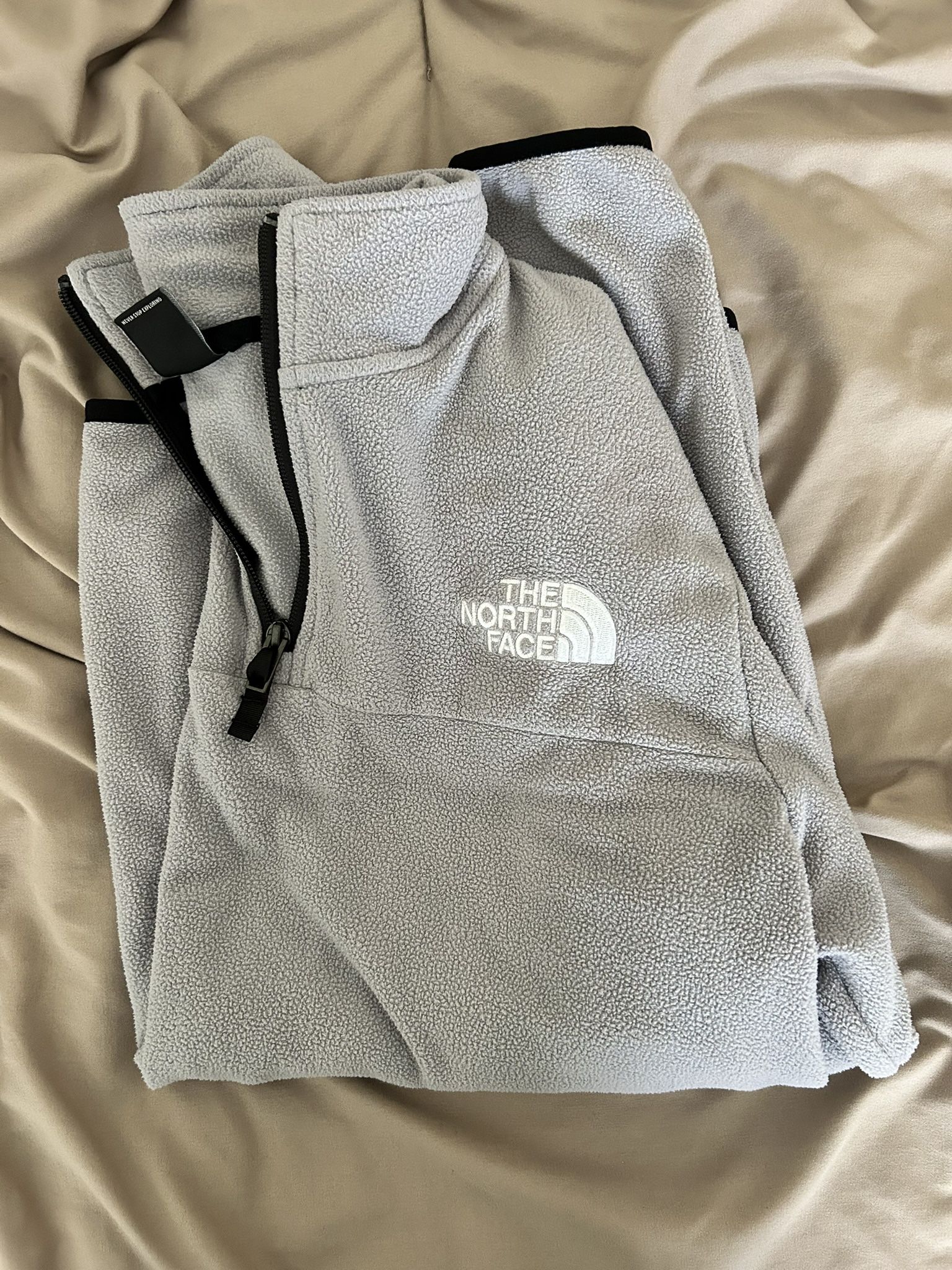 Grey Northface Fleece