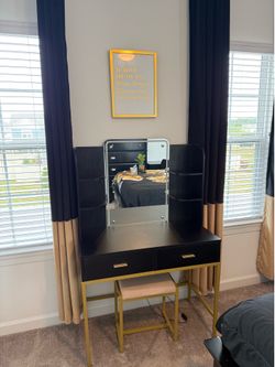 Black Vanity